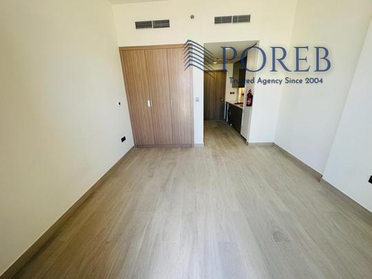 Full Lagoon and Burj View - 4 Cheques - New