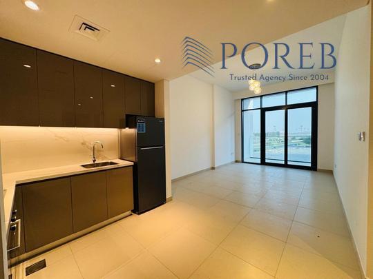 Huge 1 bed | Massive Layout | Laundry room