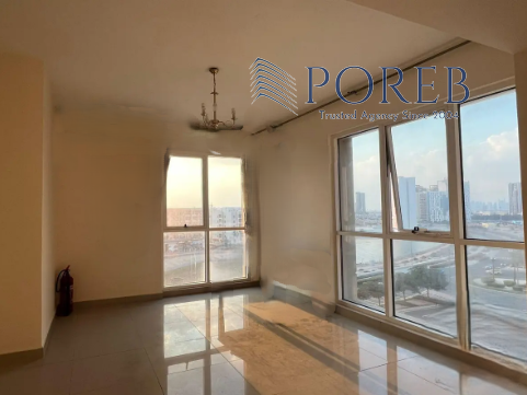 Vacant | Upgraded | Lake View | Furnished